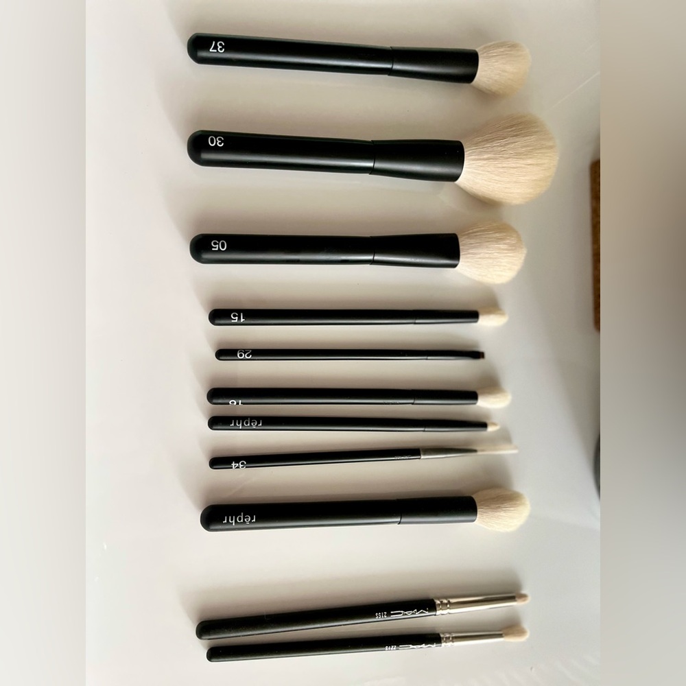 Rephr makeup brushes #30, #16